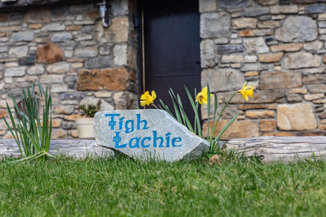 Tigh Lachie, Mary'S Thatched Cottages, Elgol, Isle Of Skye Bagian luar foto